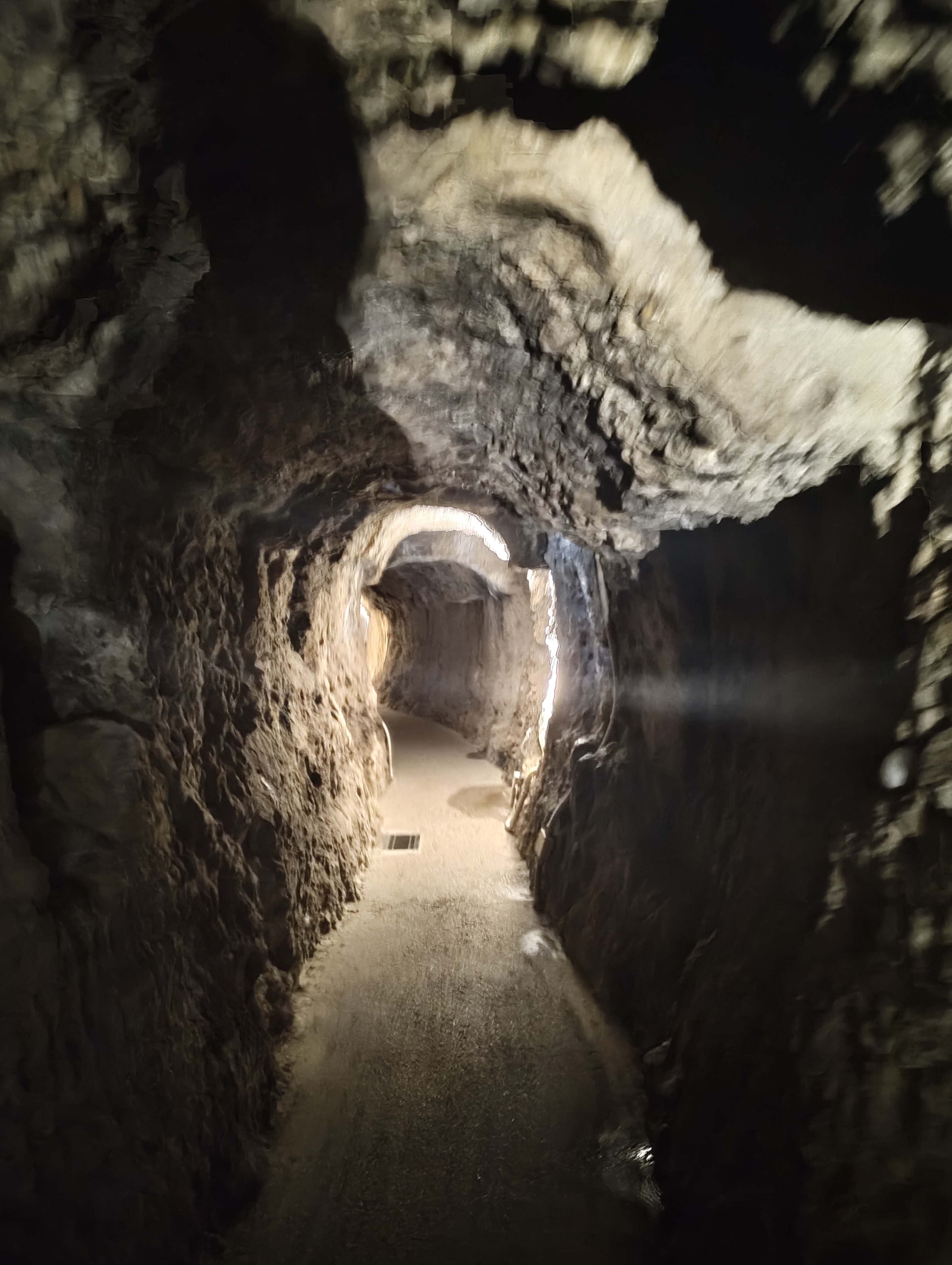 洞窟１